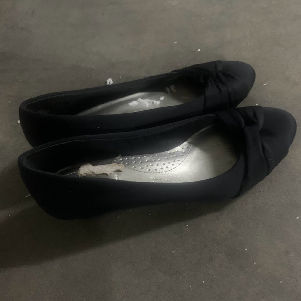 Bandolino Black Heels